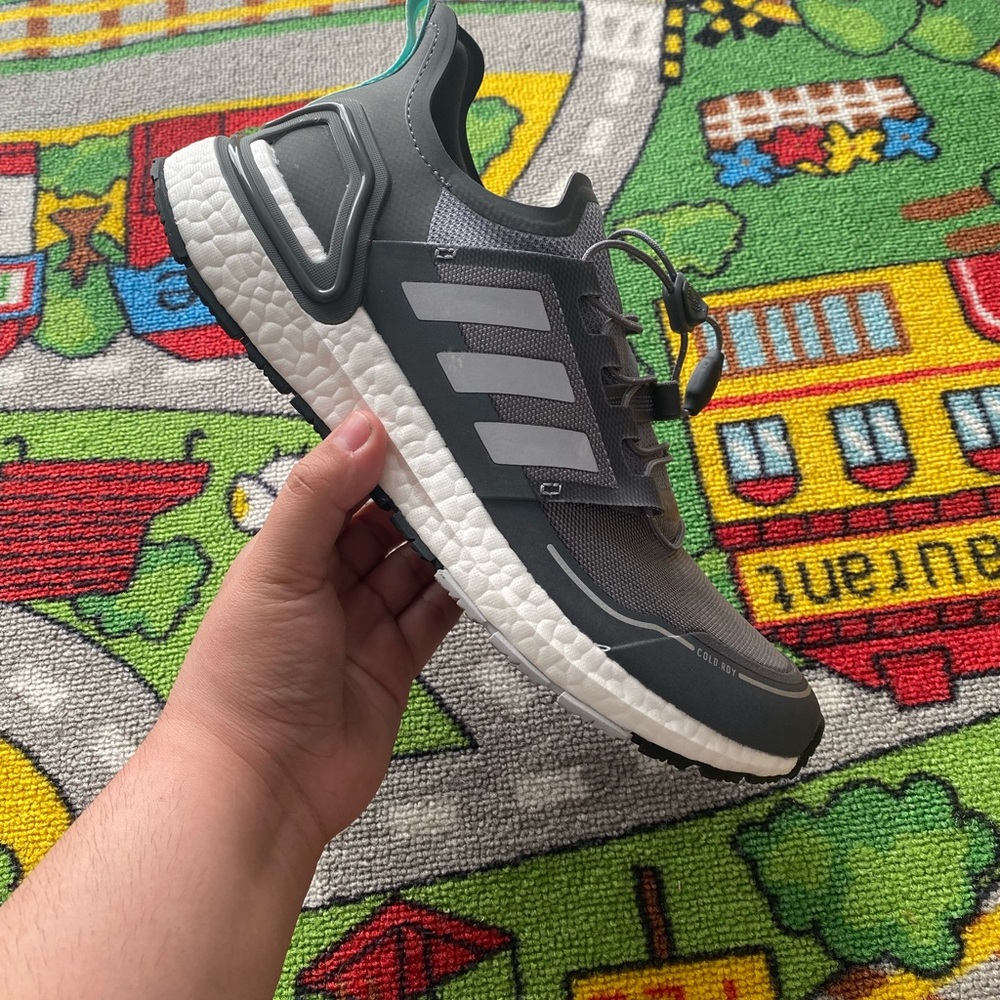Size 9W Adidas Ultraboost C.RDY Sneaker (EG9802)